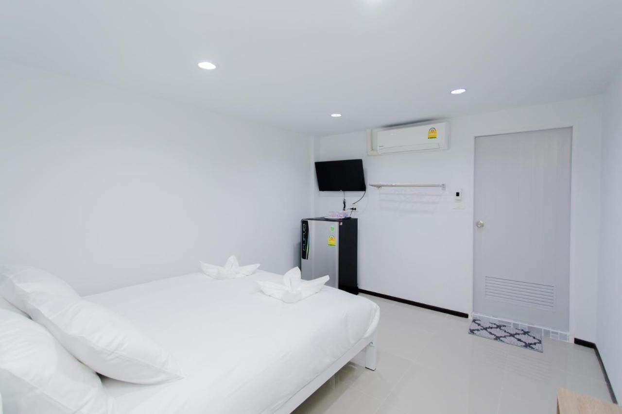 Nk Guesthouse 2 Bangkok Exterior photo